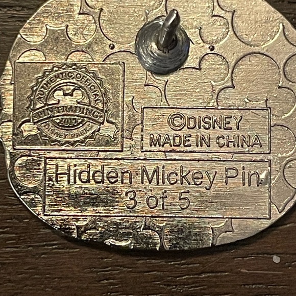 Genuine Disney Hidden Mickey Blue Macaron Macaroon Pin Wdw 2015 Wave B - Picture 4 of 4